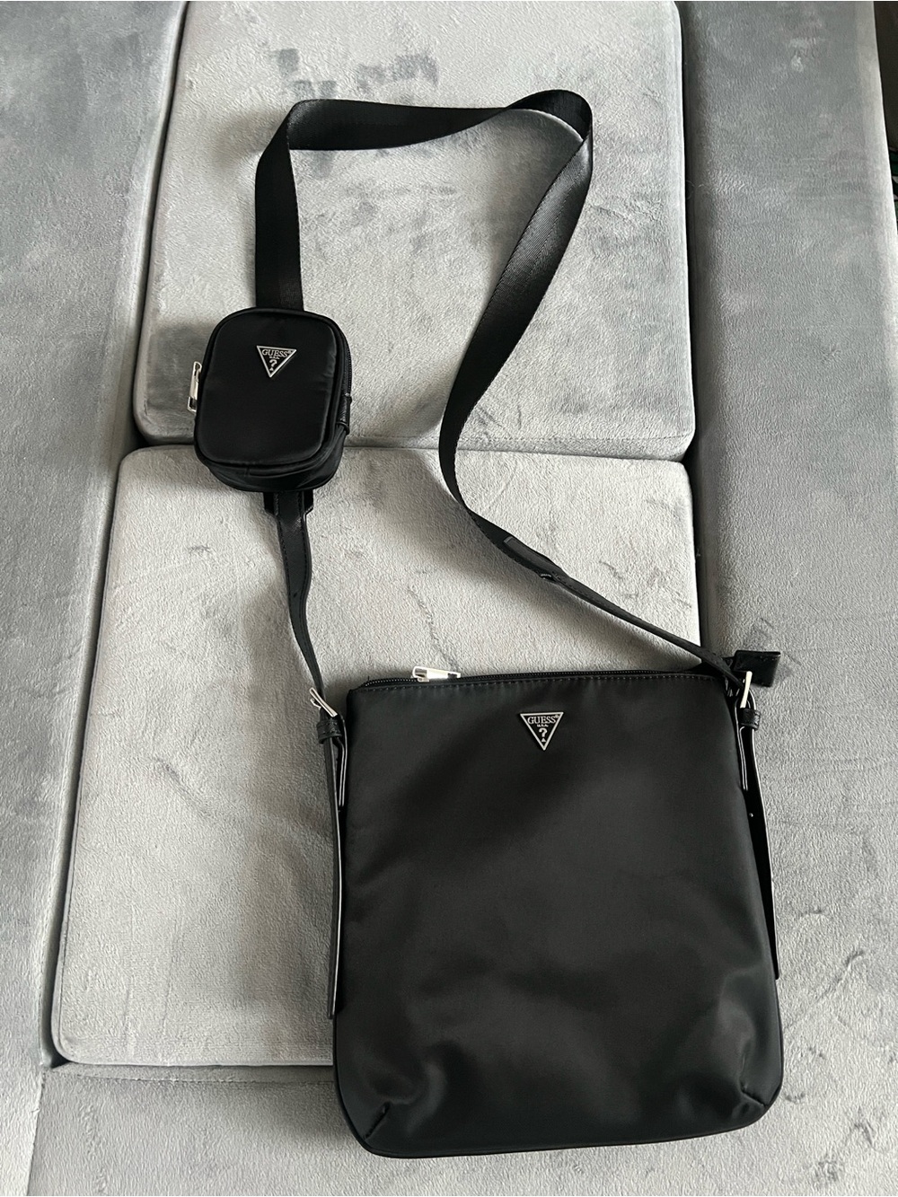 GUESS Messenger Crossbody Bag- NEW in package